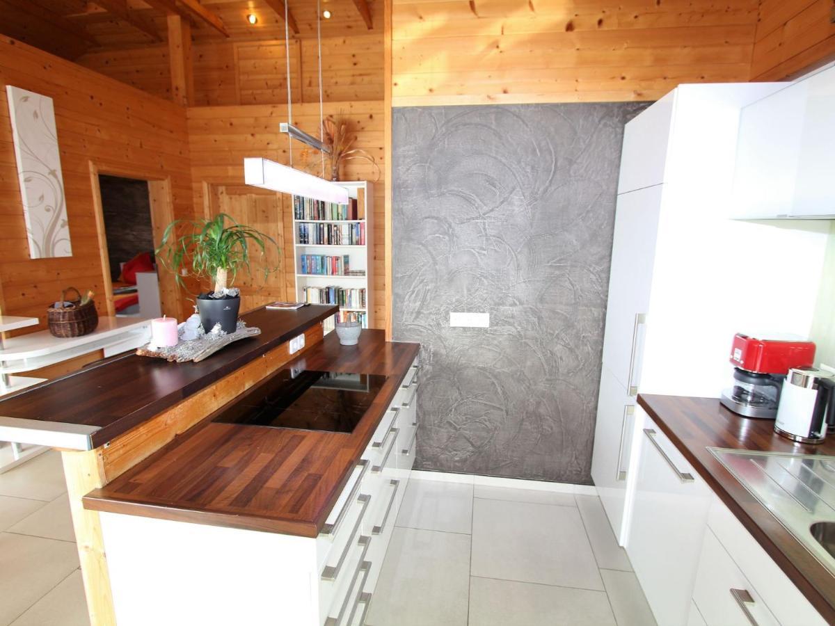Apartment Directly On Lake Ossiach In Carinthia Stockelweingarten エクステリア 写真
