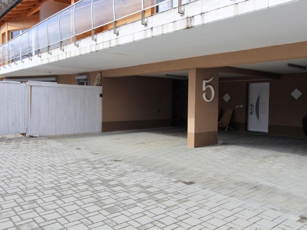 Apartment Directly On Lake Ossiach In Carinthia Stockelweingarten エクステリア 写真
