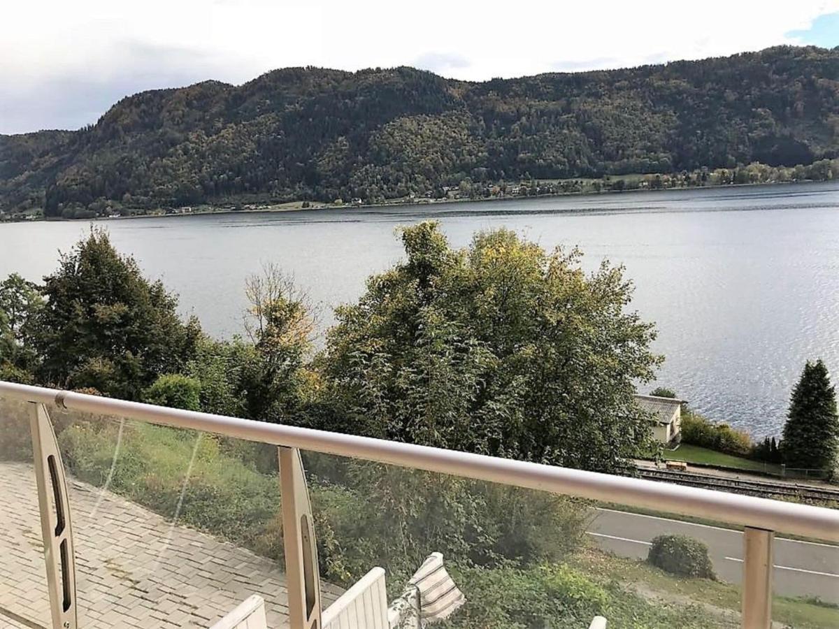 Apartment Directly On Lake Ossiach In Carinthia Stockelweingarten エクステリア 写真